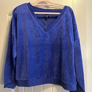 GAP - XXL V-Neck Velour Shirt - NWT